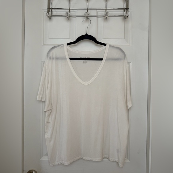 American Eagle Outfitters Tops - American Eagle Outfitters Soft & Sexy Cream V-Neck Tee
